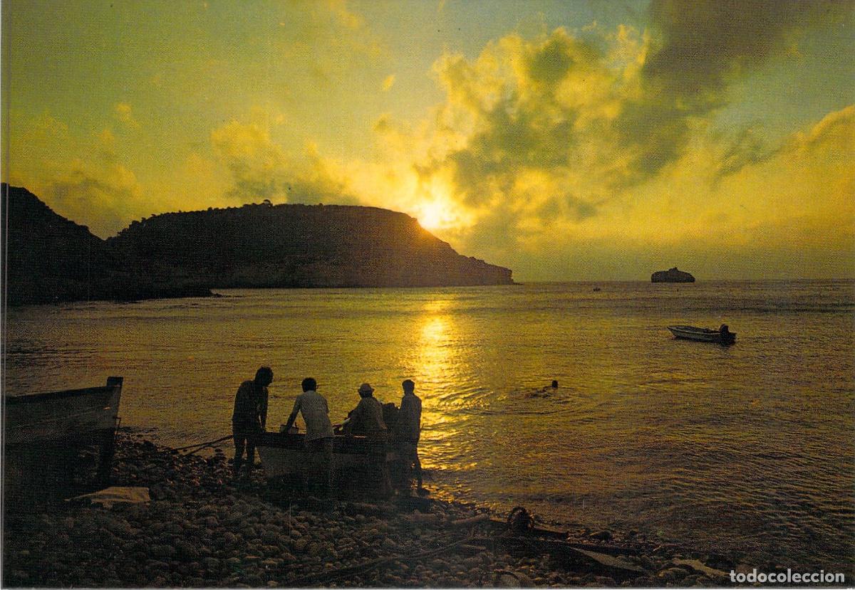 Postales: Postal de la Playa del Portichol en J&aacute;vea al Amanecer