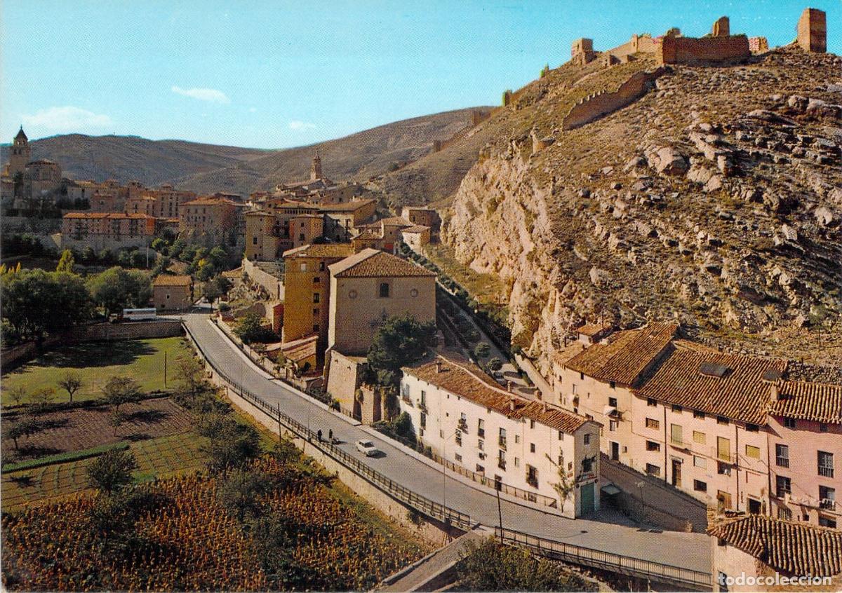 Postales: Postal de Albarrac&iacute;n con Vista Panor&aacute;mica y Castillo al Fondo