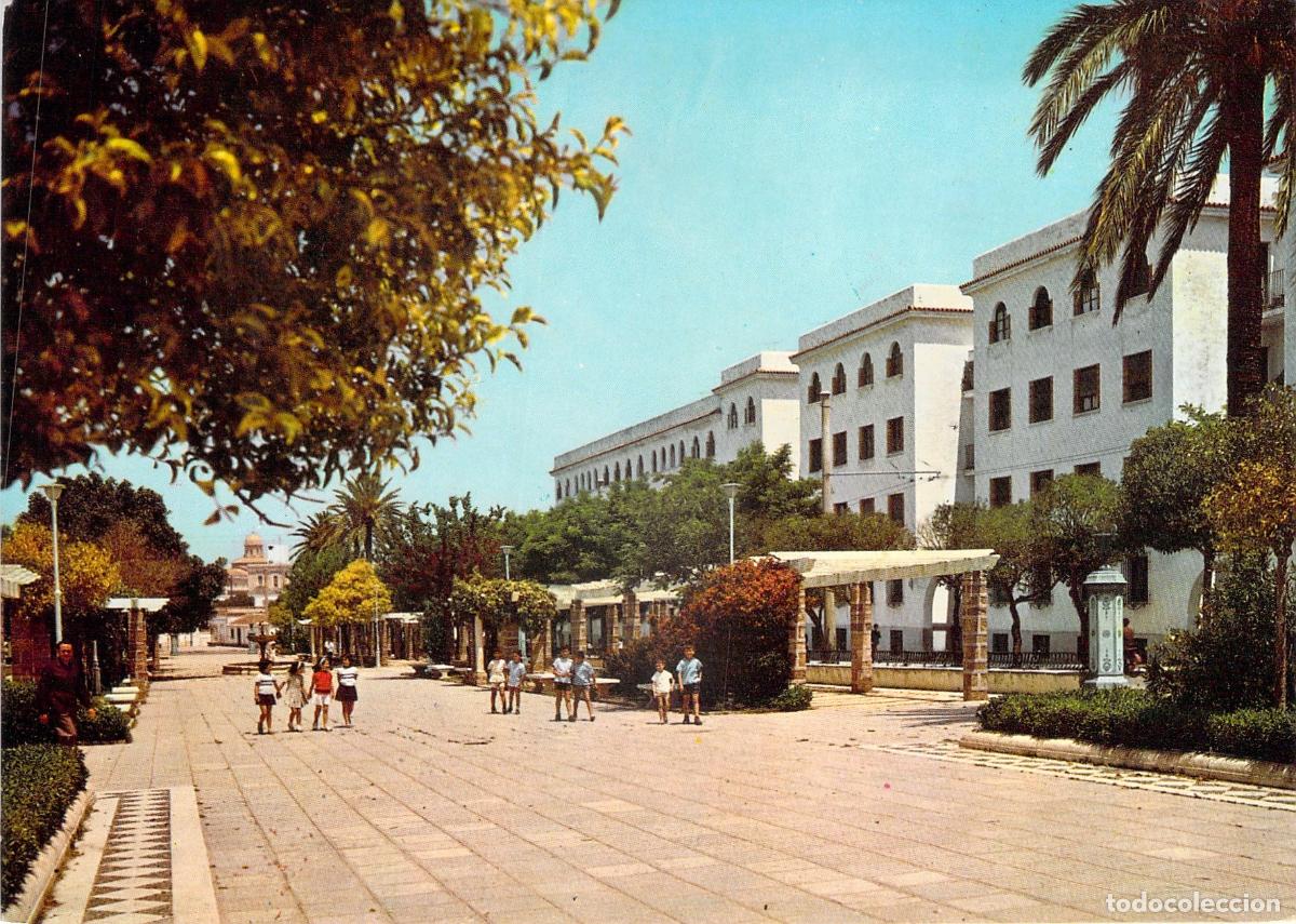 Postales: Postal del Paseo del General Lobo en San Fernando, C&aacute;diz