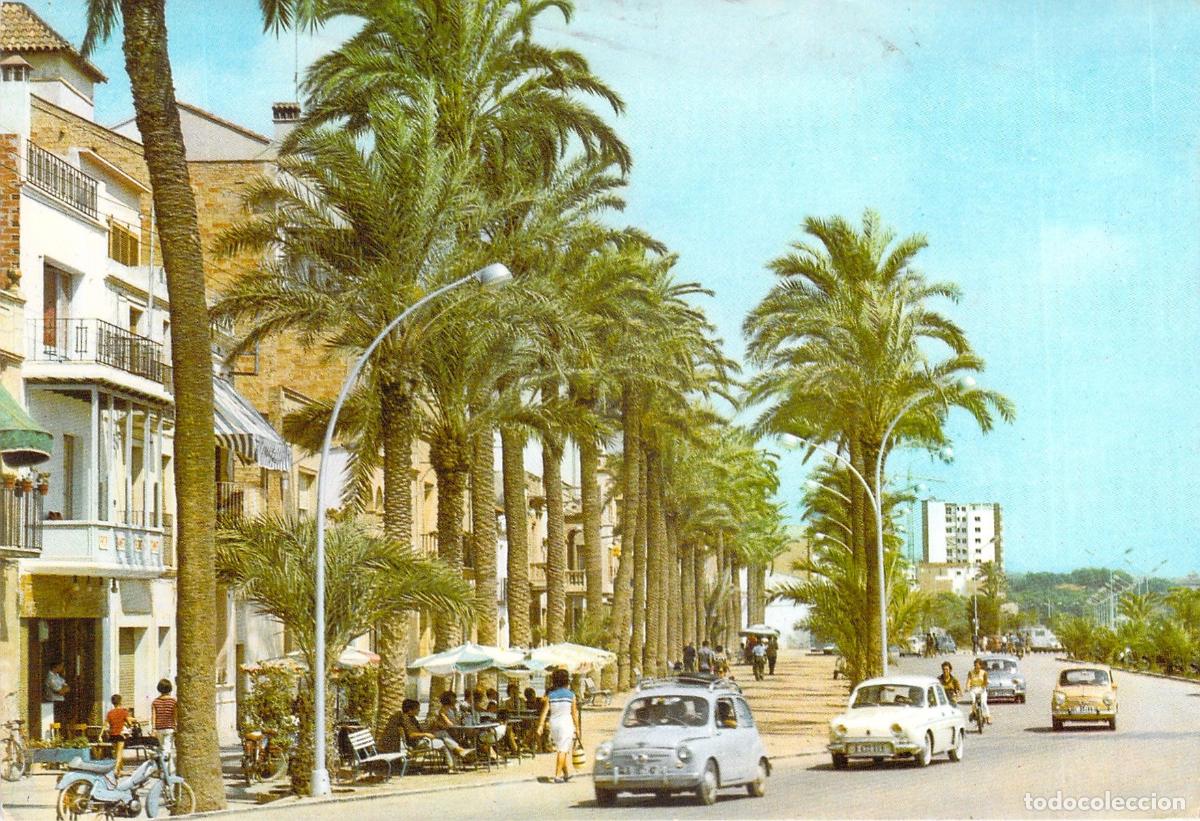 Postales: Postal de Villanueva y Geltr&uacute; - Paseo Mar&iacute;timo y Coches Cl&aacute;sicos