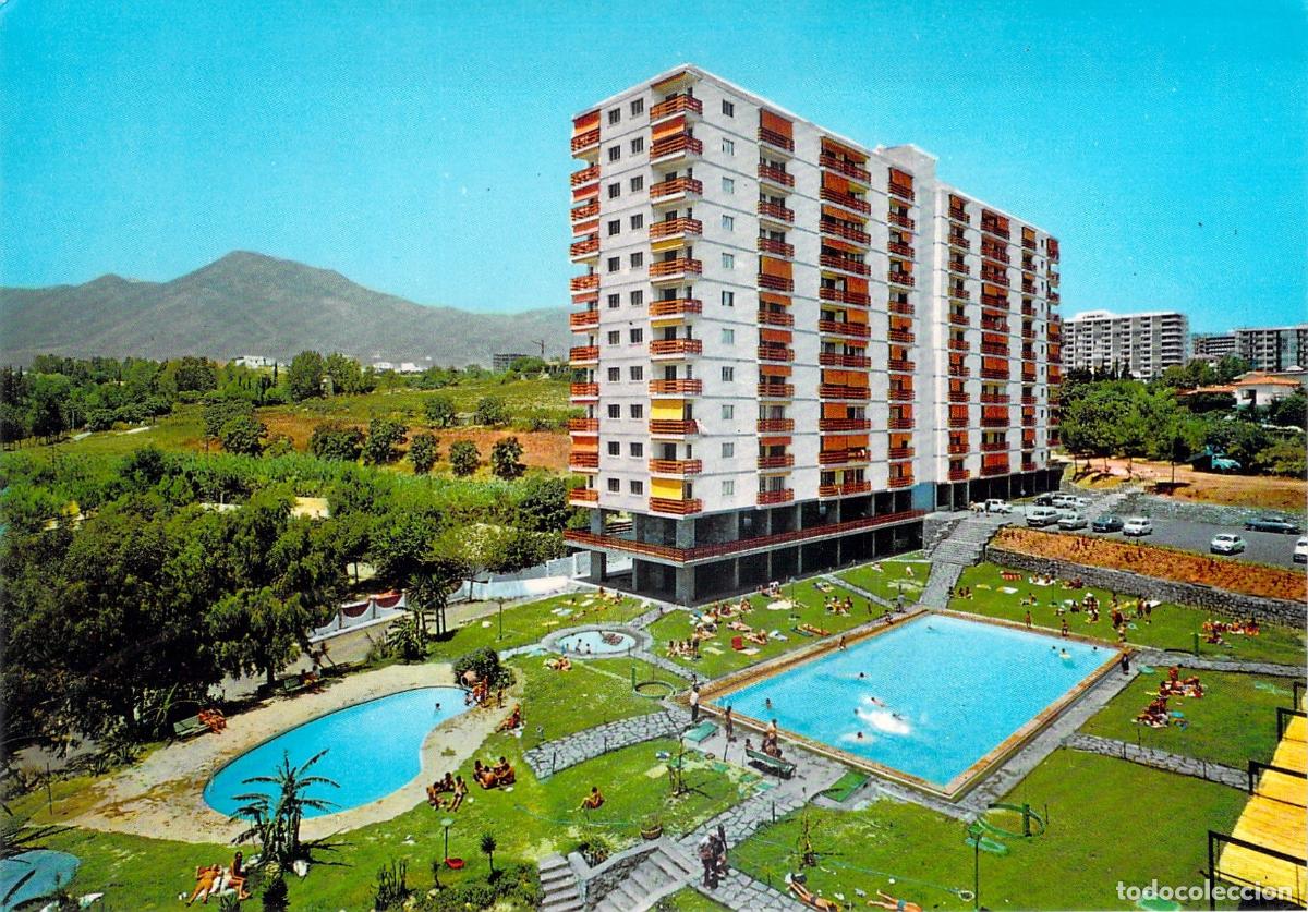 Postales: Postal Benalm&aacute;dena Costa - Apartamentos Las Naciones y Piscina