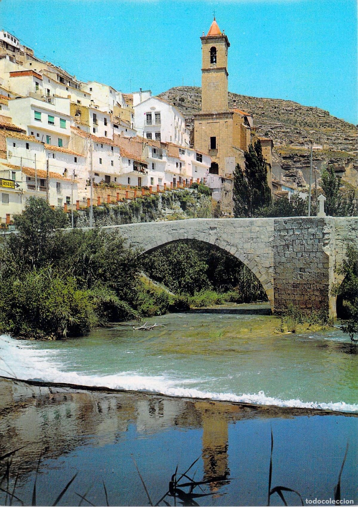 Postales: Postal de Alcal&aacute; del J&uacute;car con Puente Romano y Vista Parcial