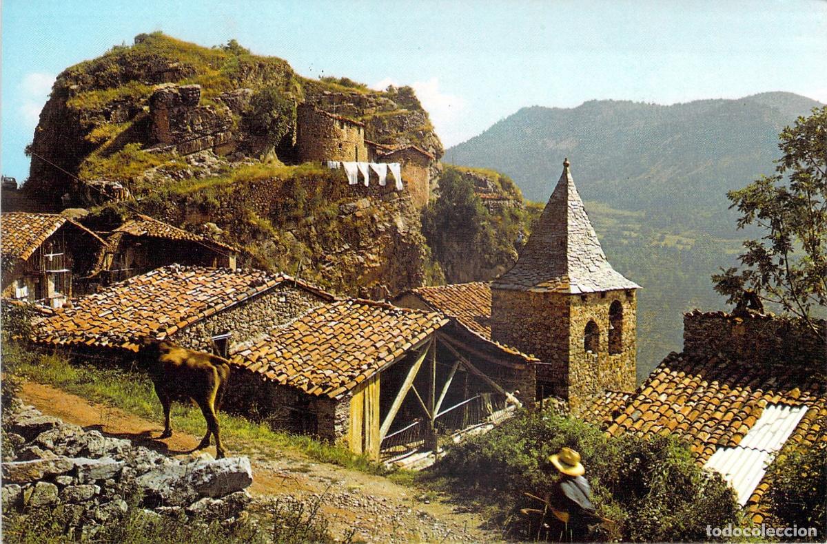 Postales: Postal de Querforadat en el Pirineo Catal&aacute;n con Iglesia y Paisaje Rural