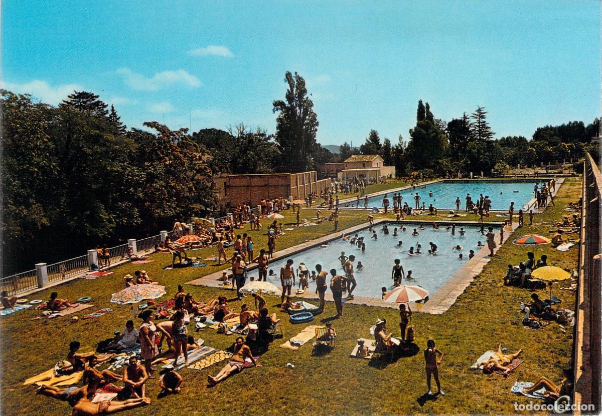 Postales: Postal de Navajas, Castell&oacute;n - Panor&aacute;mica de las Piscinas Municipales
