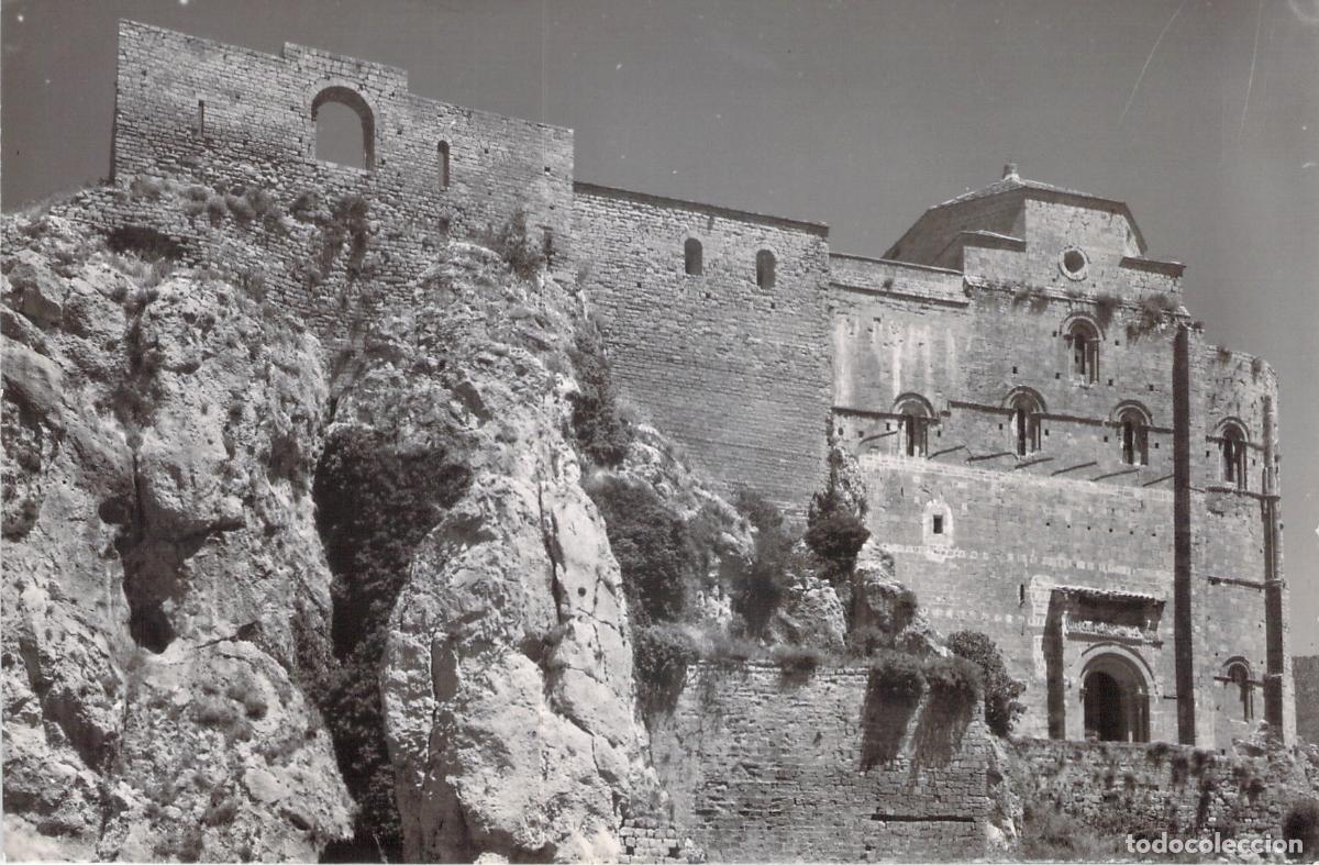 Postales: Postal del Castillo de Loarre, Vista Parcial de la Fachada