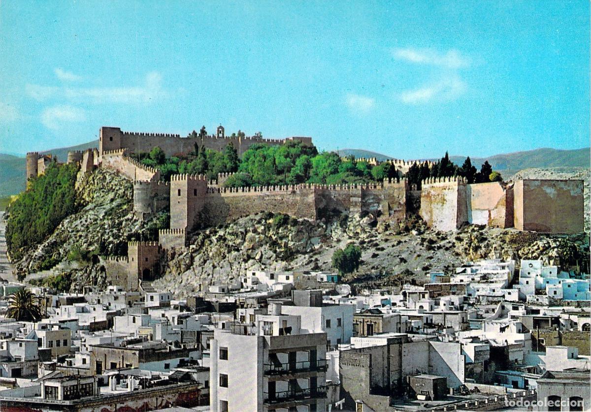 Postales: Postal de la Alcazaba y vista de Almer&iacute;a