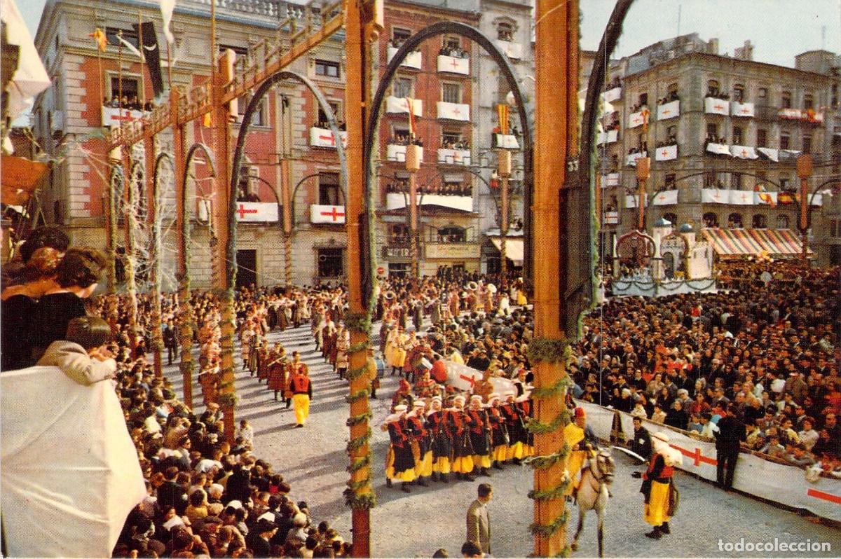 Postales: Postal de Alcoy - Acto de las Fiestas de Moros y Cristianos