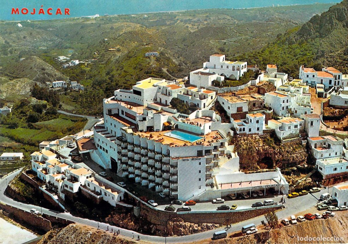 Postales: Postal Vista A&eacute;rea de Moj&aacute;car y Hotel Moj&aacute;car Almer&iacute;a