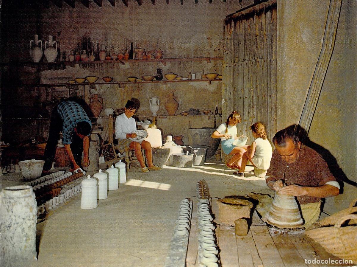 Postales: Postal de N&iacute;jar Almer&iacute;a, Taller de Alfarer&iacute;a Tradicional