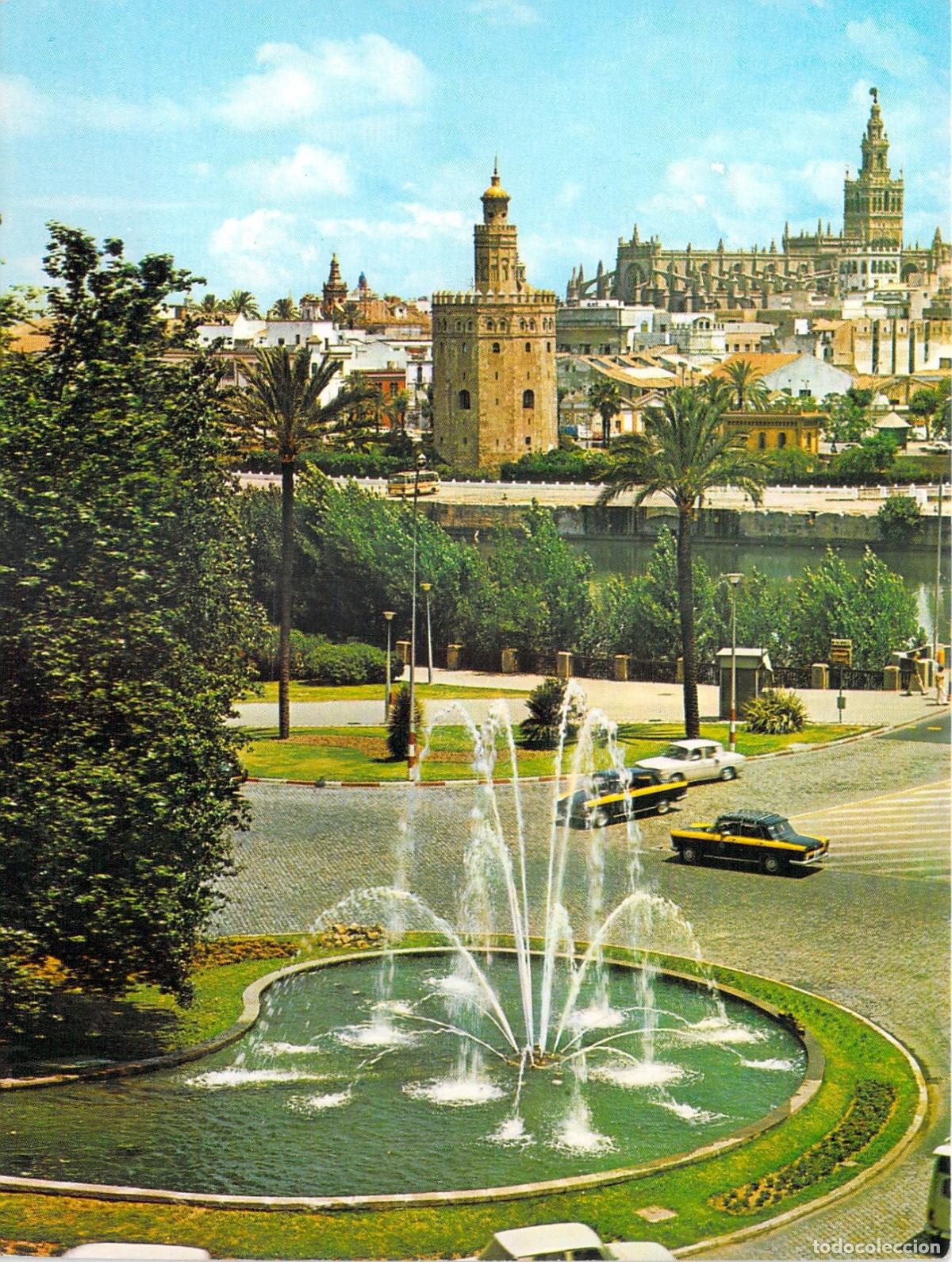 Postales: Postal de Sevilla con la Plaza de Cuba y la Torre del Oro