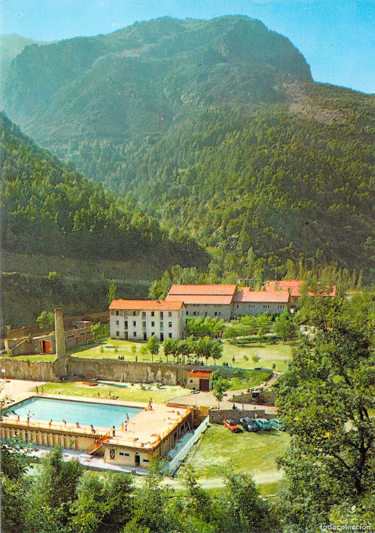 Postales: Postal de Queralbs Girona, Vista de La Farga y Piscina