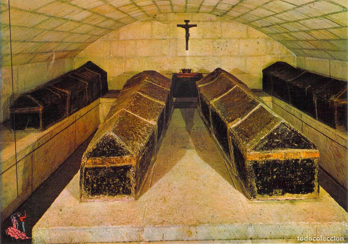 Postales: Postal de la Cripta con los Ata&uacute;des de los Reyes Cat&oacute;licos en Granada