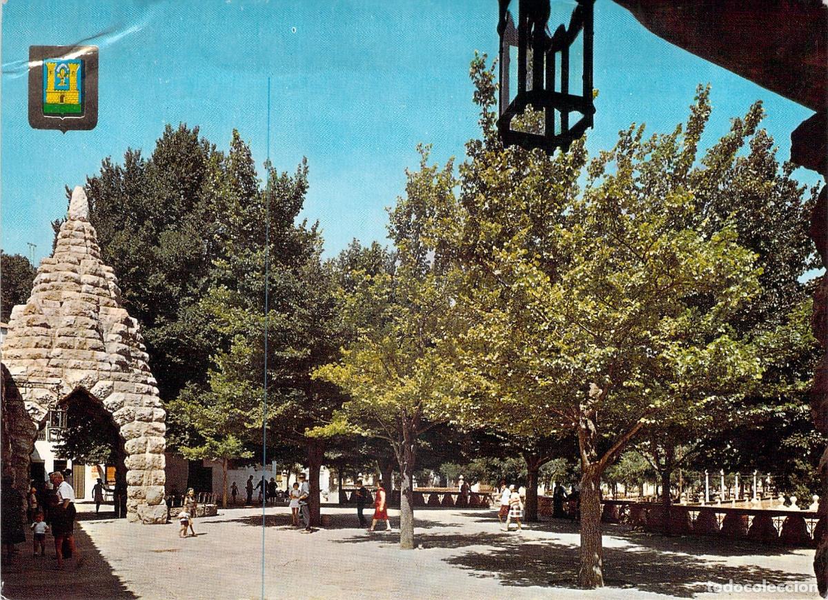 Postales: Postal de la Plaza de la Fuente en Segures, Benasal, Castell&oacute;n