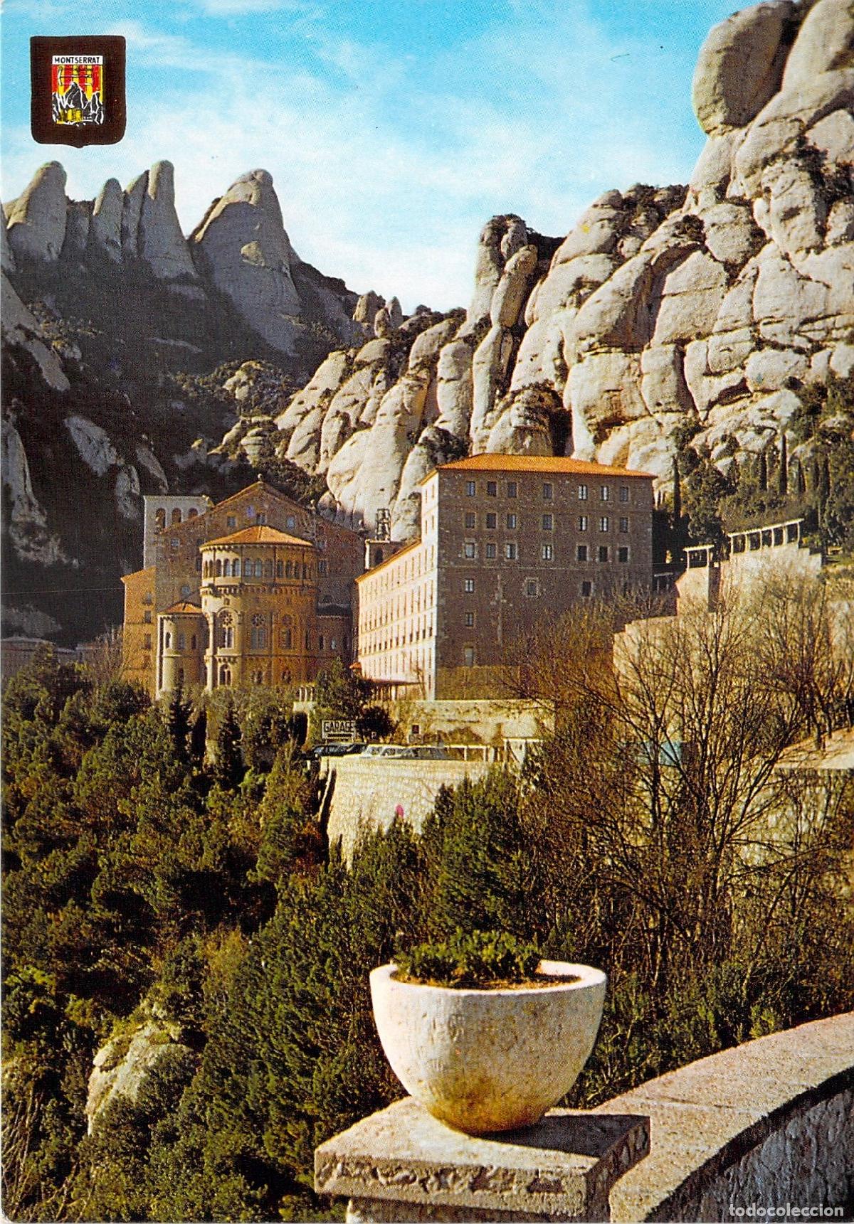 Postales: Postal del Monasterio de Montserrat y sus monta&ntilde;as