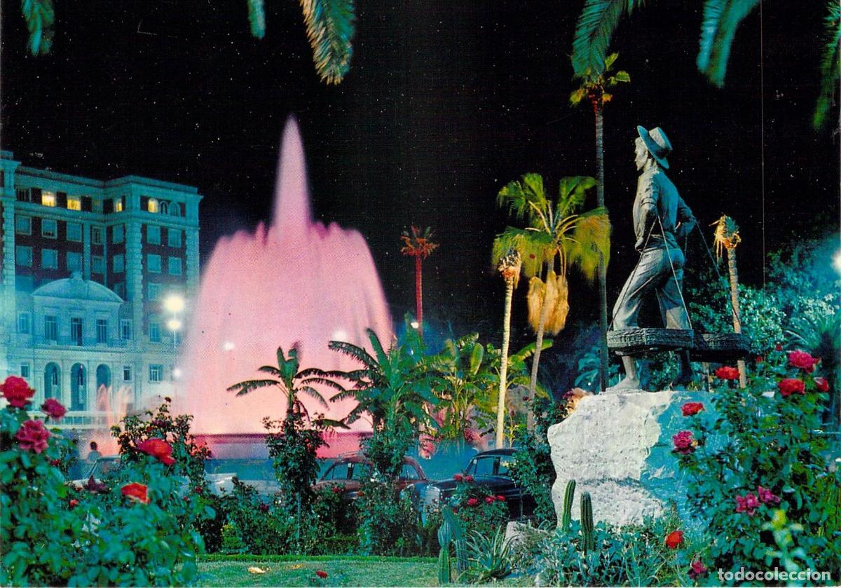 Postales: Postal de Plaza e Iglesia en Fuengirola Costa del Sol
