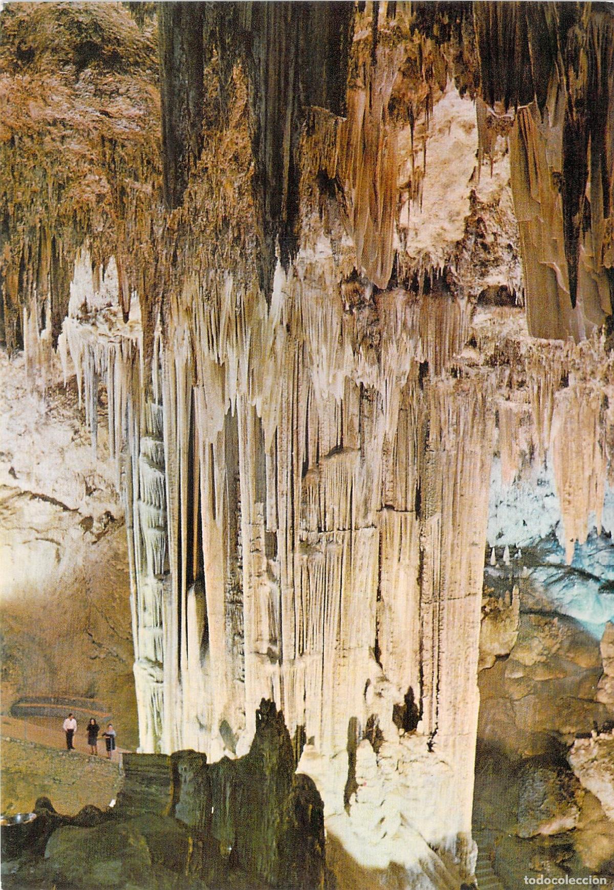 Postales: Postal de la Gran Columna en la Sala del Cataclismo, Cueva de Nerja