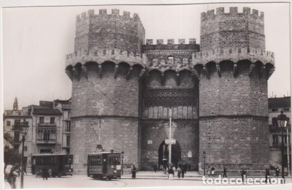 Postales: 7. Valencia. Torres de Serranos. JDP. Valencia. Sin usar