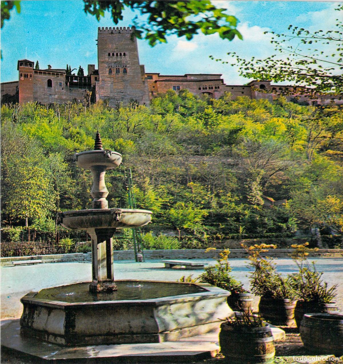 Postales: Postal de Granada, Vista de las Torres de la Alhambra y fuente