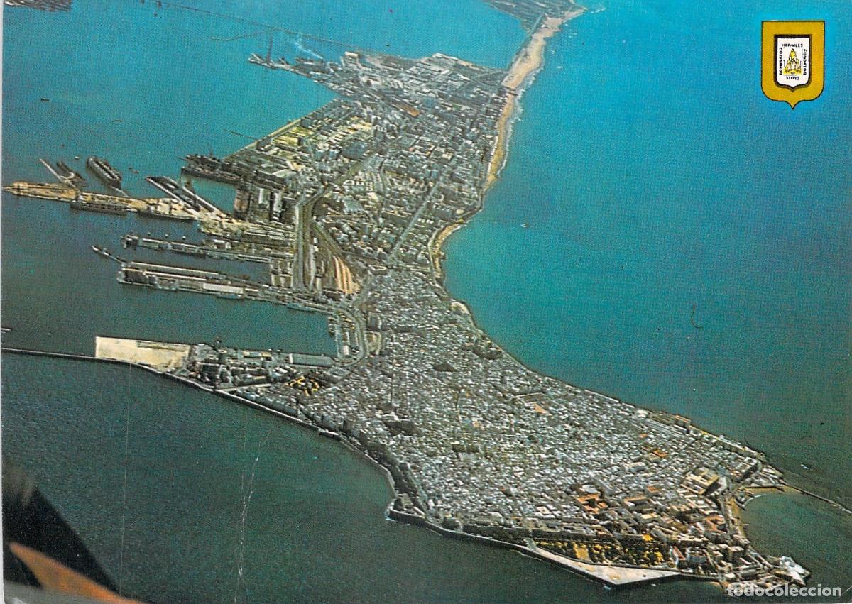 Postales: Postal de vista a&eacute;rea de la ciudad de C&aacute;diz