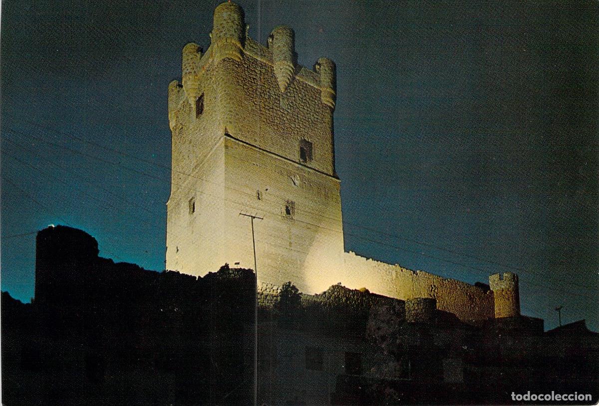 Postales: Postal de la Vista Nocturna del Castillo de Villena