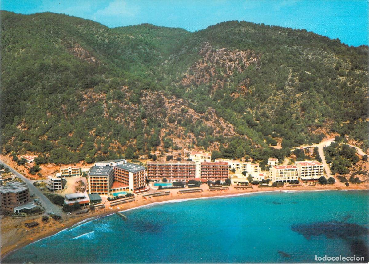Postales: Postal de Cala San Vicente, Ibiza. Vista a&eacute;rea de hotel junto al mar