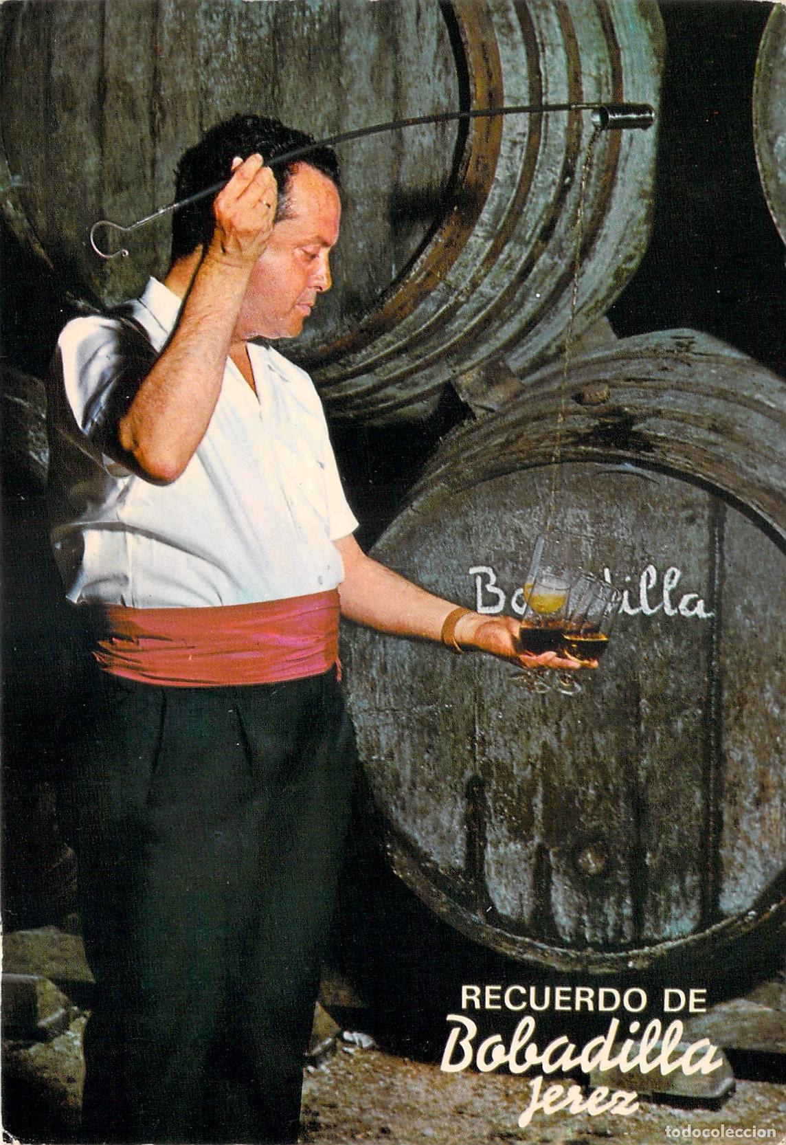 Postales: Postal de Jerez de la Frontera: Venenciador sirviendo vino en bodega