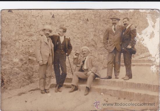 Postales: Amigos de viaje - Foto 1