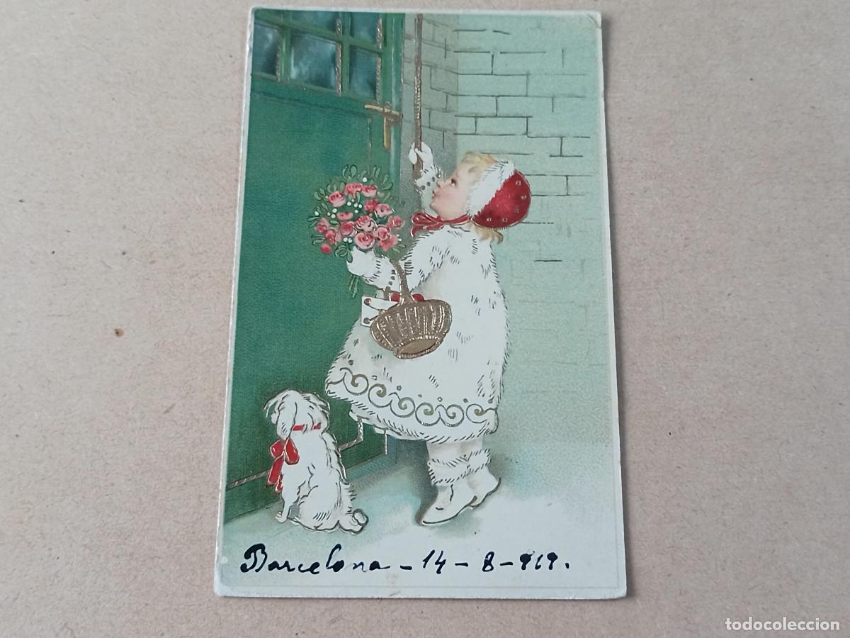 Postales: POSTAL NI&Ntilde;A CON PERRO - CON RELIEVE - Foto 1