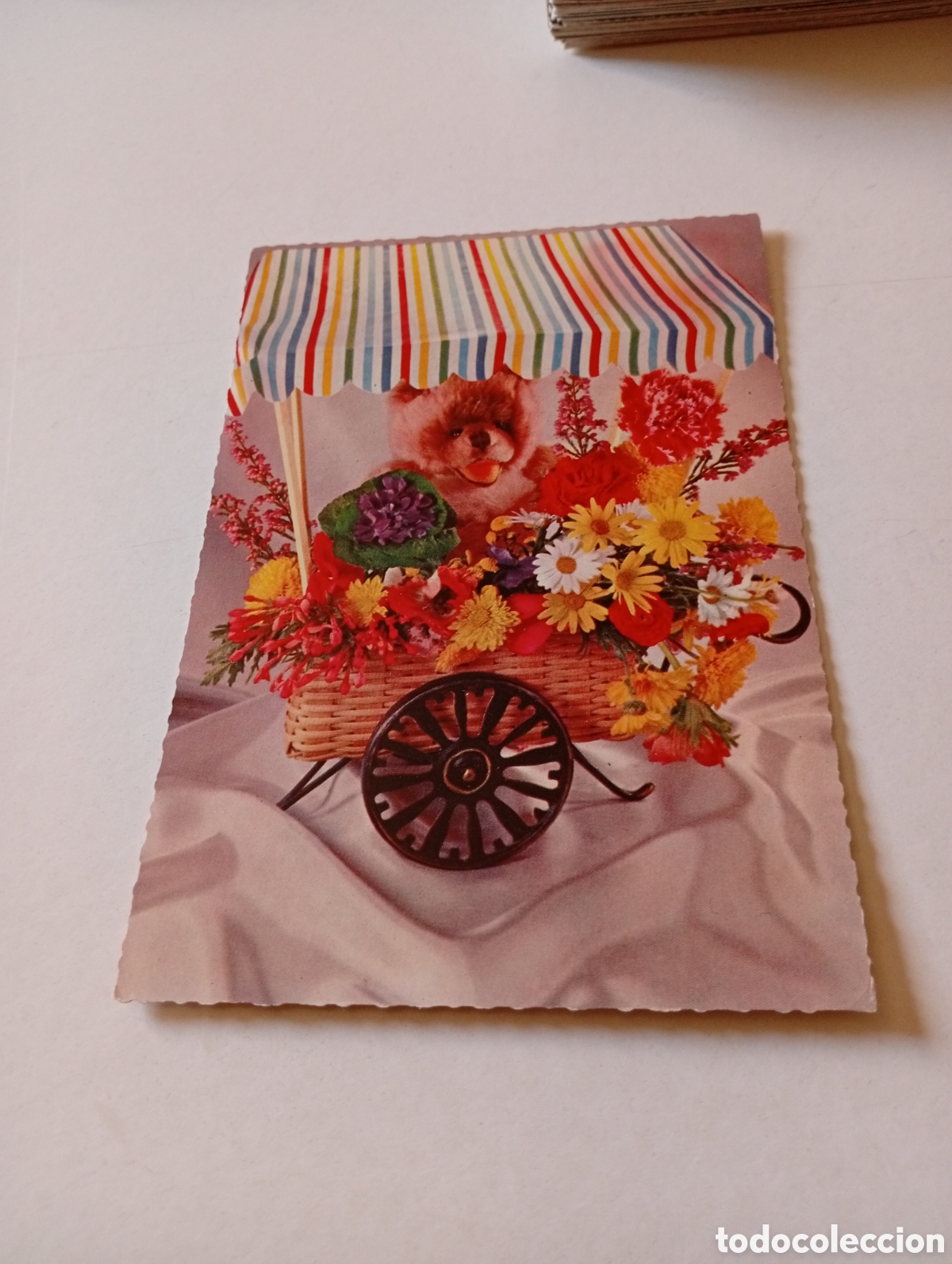 Postales: Postal carrito con flores y oso
