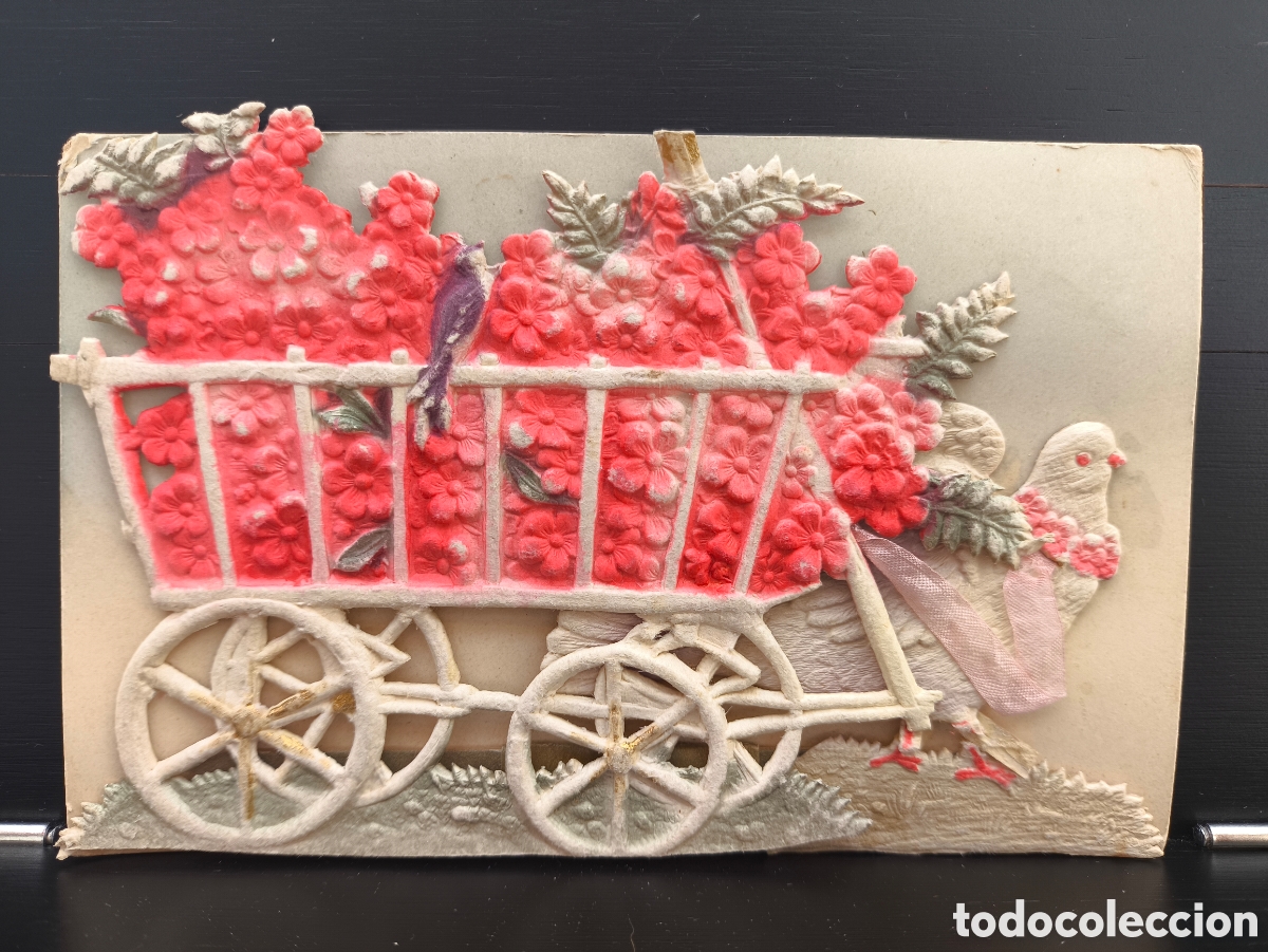 Postales: Antigua postal troquelada relieve Felicidades Carro con flores tirado por paloma rom&aacute;ntica fantas&iacute;a
