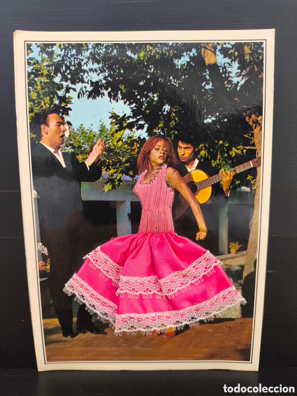 Postales: Antigua postal fotogr&aacute;fica relieve bordado folclore baile pareja de bailaores de flamenco