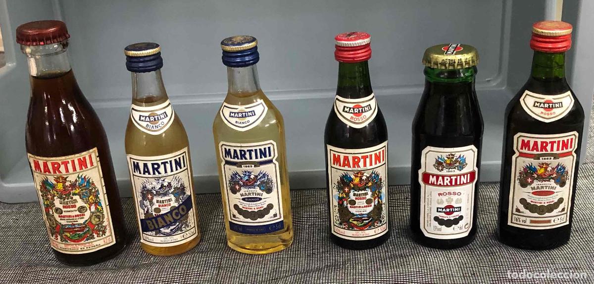Postales: LOTE DE 6 BOTELLAS MINIATURA VERMOUTH MARTINI. VINTAGE. SIN ABRIR