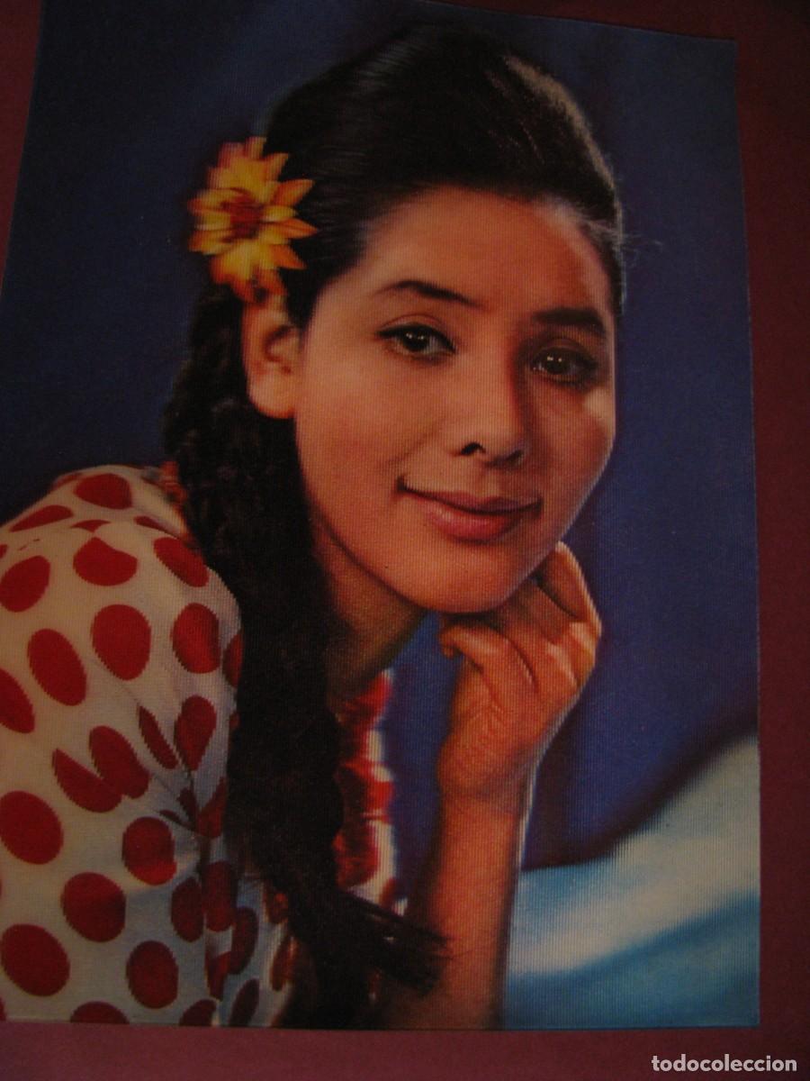 Postales: POSTAL LENTICULAR 3D. CHICA GUI&Ntilde;ANDO. TOPPAN, JAPON.