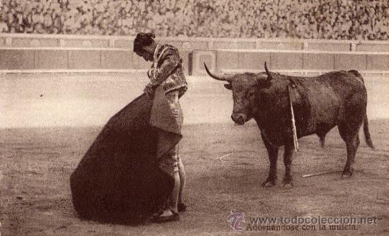 Postales: ADORNANDOSE CON LA MULETA SIN CIRCULAR - Foto 1
