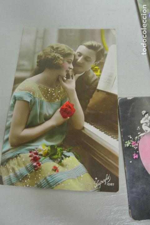 Postales: Lote de  antiguas postales romanticas - Foto 2