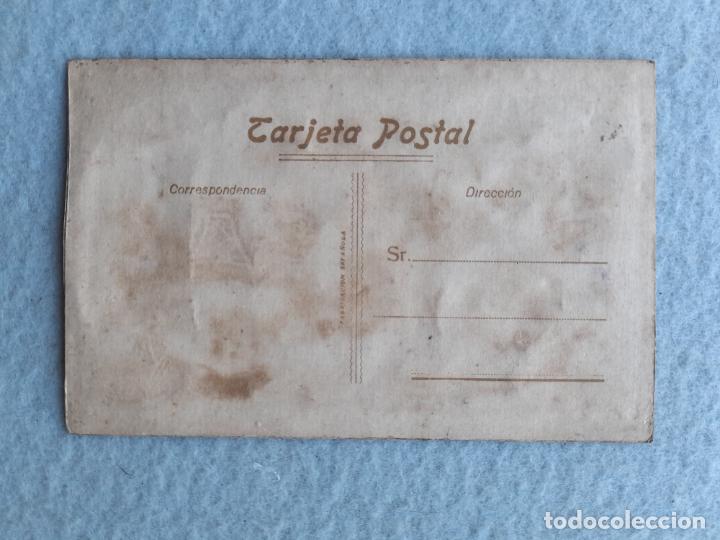 Postales: Postal antigua con relieve de flores y aves. - Foto 2