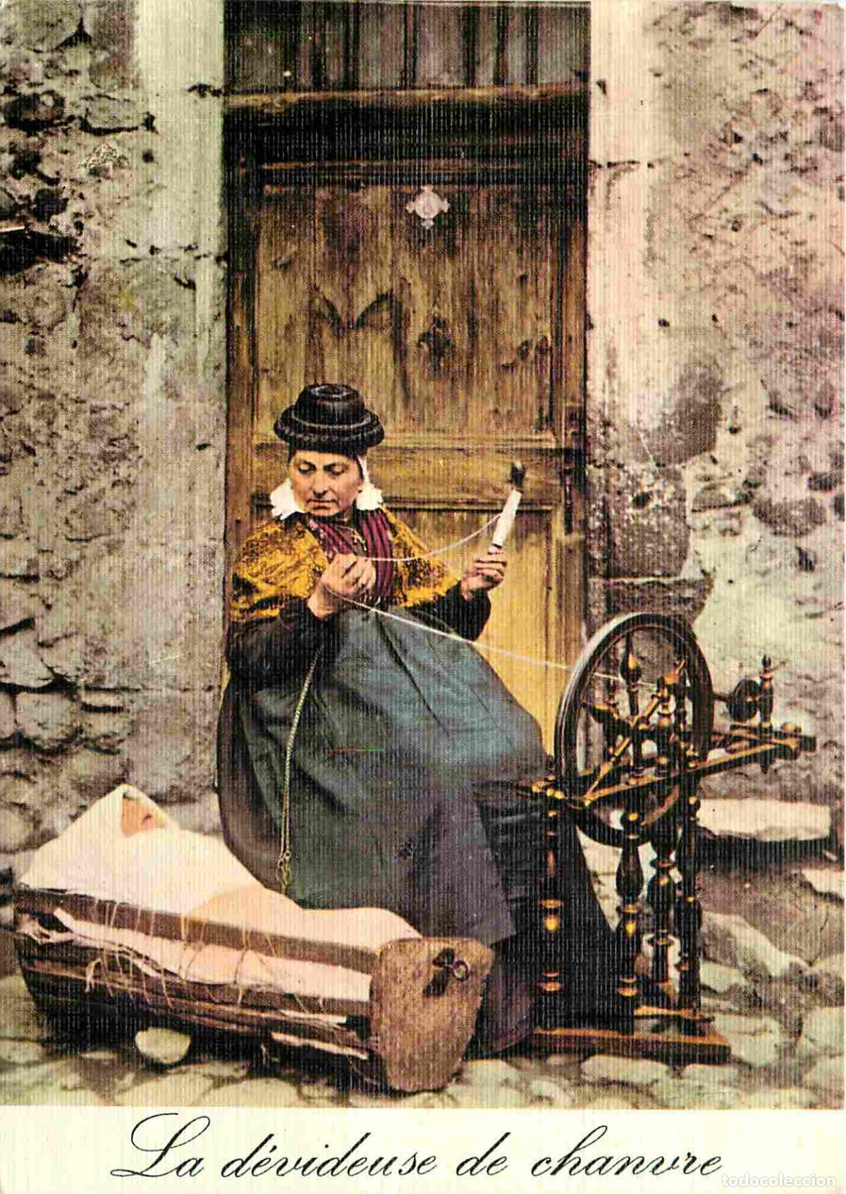 Postales: Folklore - Collection Types authentiques - La d&eacute;videuse de chanvre et son rouet - CPM - Carte Neuve - Foto 1