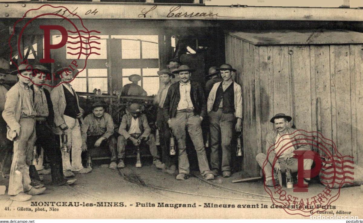 Postales: 71-MONTCEAU-LES-MINES- PUITS MAUGRAND- MINEURS AVANT LA DESCENTE AU PUIT M&eacute;tiers PROFESSIONS