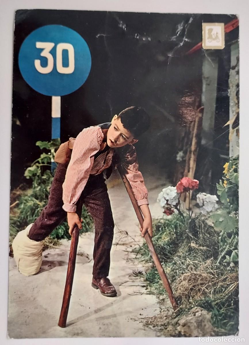 Postales: POSTAL SE&Ntilde;ALES DE TRAFICO NI&Ntilde;O CON MULETAS, VINTAGE. 1967. ESCRITA. ESCUDO ORO