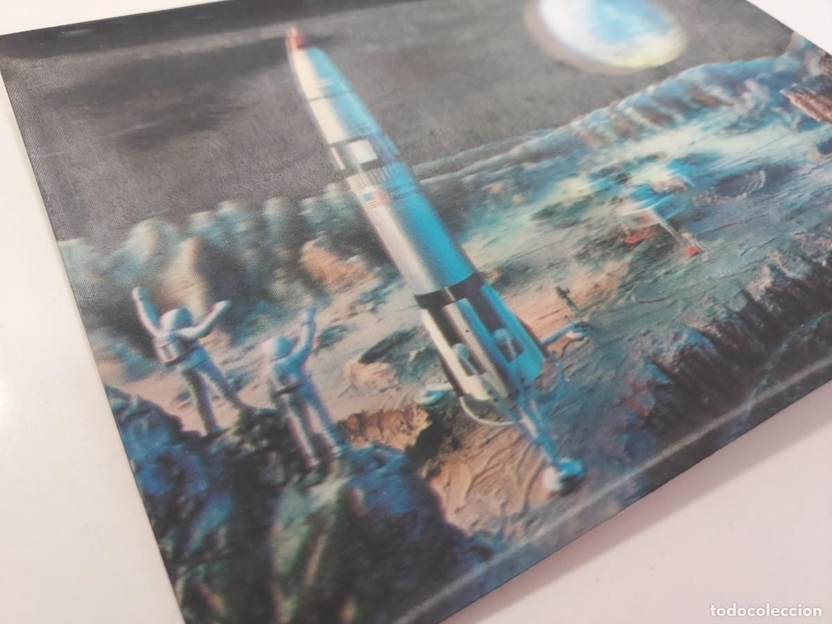 Postales: POSTAL 3D LENTICULAR ESPACIO ASTRONAUTAS Y COHETE EN LA LUNA. Escrita - Foto 2