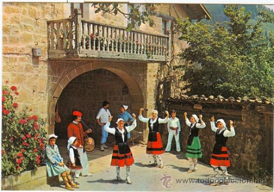 Postales: CASERIO TIPICO VASCO - Foto 1