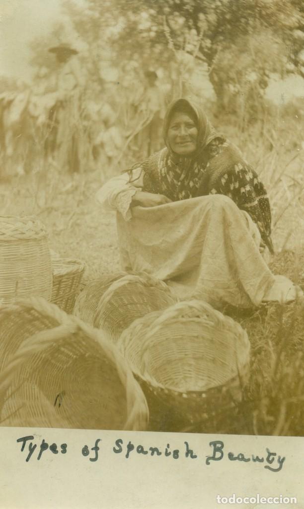 Postales: ANDALUCIA CANASTERA GITANA. CIRCULADA EN INGLATERRA EN 1904. - Foto 1