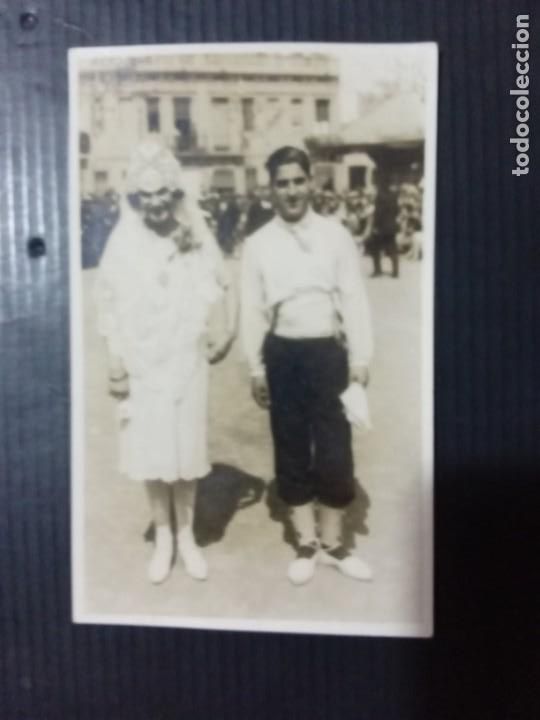Postales: Parella tradicional catalana. - Foto 1