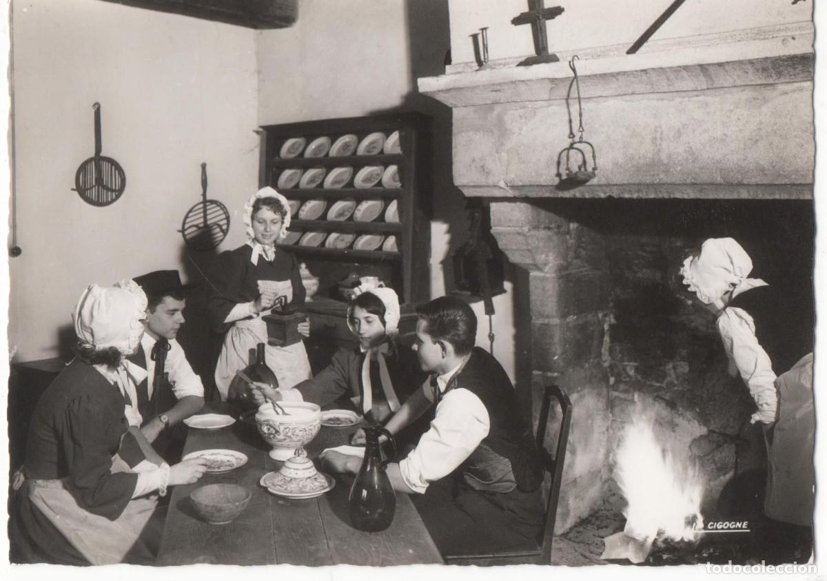 Postales: Francia-Folklore de Franc-Comtois- sin circular- - Foto 1