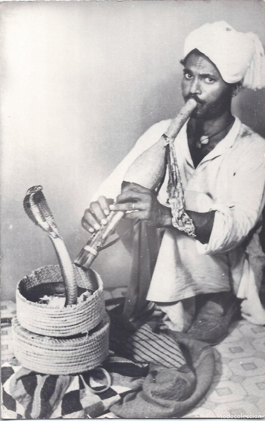Postales: Encantador de serpiente - Pakistan (1966) - Postal circulada