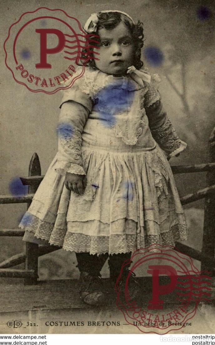 Postales: COSTUMES BRETONS UN BEBE DE BRETAGNE types Typen Bretagne Gro&szlig;britannien Brittany