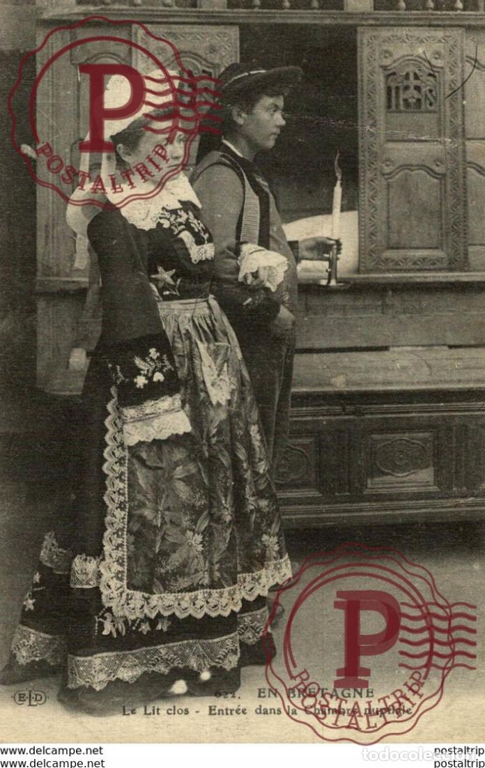Cartes Postales: EN BRETAGNE LE LIT CLOS - ENTR&Eacute;E DANS LA CHAMBRE NUPTIALE types Typen Bretagne Gro&szlig;britannien Britt