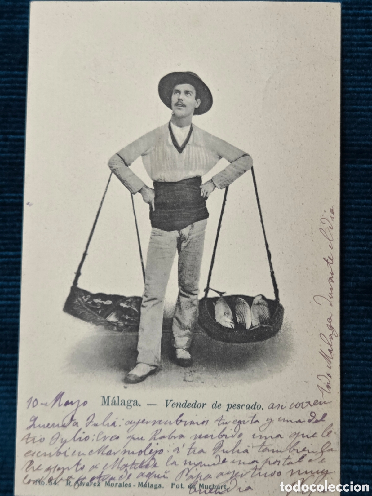 Postales: POSTAL M&Aacute;LAGA Vendedor de pescado. Circa 1900. &Aacute;lvarez Morales.