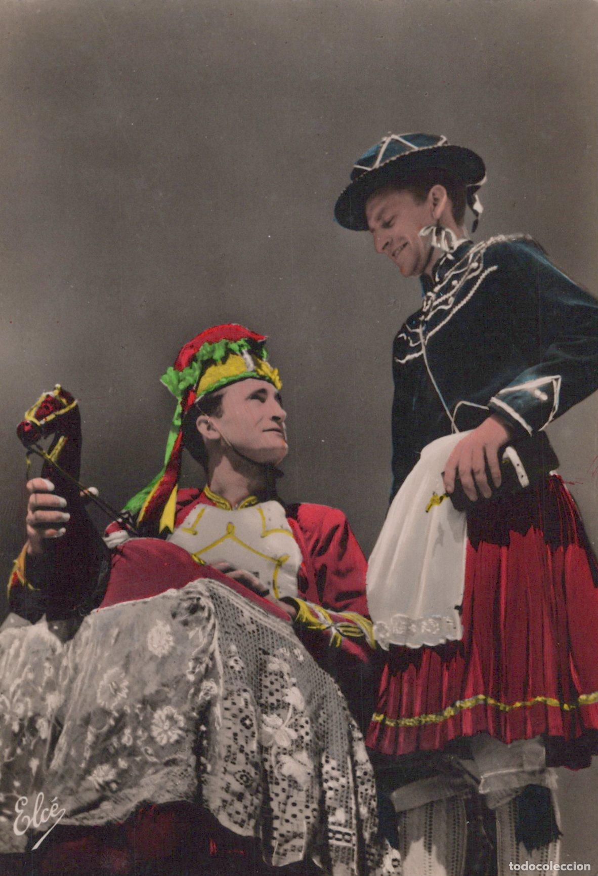 Postales: France Biarritz Ballets Basques Oldarra Mascarade Souletine Unposted *YAG319