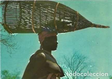 Postales: Angola++ & Postal, Mujer de Cuamato camino a pescar, Ed. Comer (314)